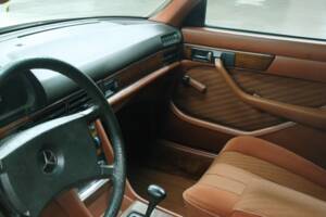 Bild 46/50 von Mercedes-Benz 380 SE (1980)