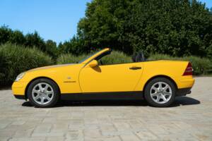 Immagine 7/50 di Mercedes-Benz SLK 200 (1997)
