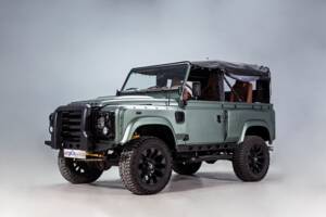 Image 4/44 of Land Rover Defender 90 (2011)