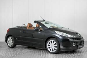 Image 5/50 de Peugeot 207 CC 1.6 VTi (2008)