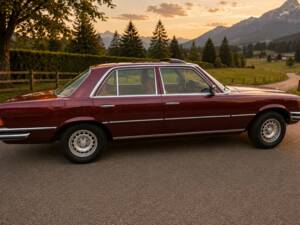 Image 6/8 of Mercedes-Benz 280 SE (1976)