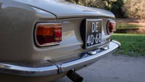 Image 30/54 of Alfa Romeo Giulia GT 1300 Junior (1972)