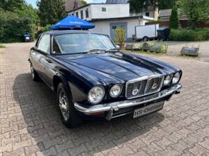 Immagine 21/24 di Jaguar XJ 6 C 4.2 (1977)
