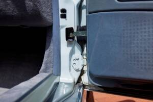 Image 65/171 of Mercedes-Benz SL 600 (1996)