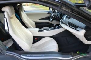 Afbeelding 19/50 van BMW i8 Coupé (2015)