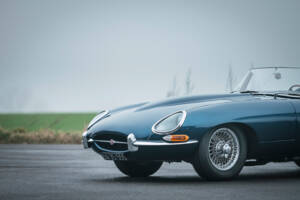 Image 17/21 of Jaguar E-Type 3.8 Flat Floor (1961)