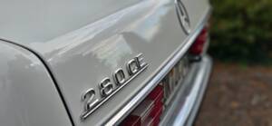 Immagine 4/16 di Mercedes-Benz 280 CE (1977)
