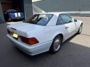 Image 5/20 of Mercedes-Benz 300 SL-24 (1992)