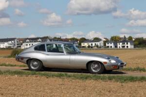 Bild 32/38 von Jaguar E-Type (2+2) (1968)