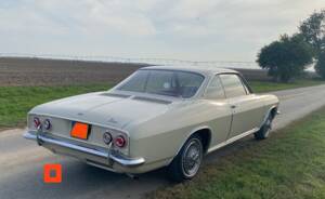 Image 5/13 of Chevrolet Corvair Monza (1965)