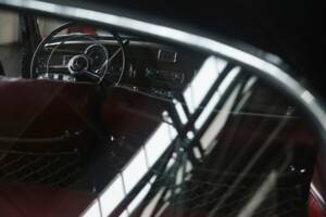Image 39/50 de Mercedes-Benz 300 c (1956)