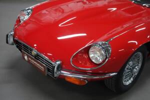 Afbeelding 4/49 van Jaguar E-Type V12 (1974)