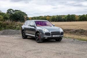 Bild 36/40 von Porsche Cayenne Turbo S (2006)