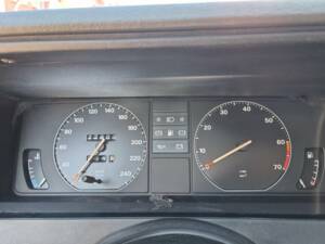 Bild 7/8 von Opel Senator 3,0i (1986)