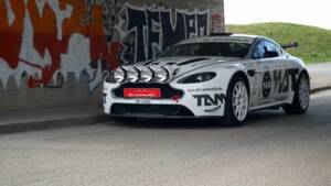 Bild 2/21 von Aston Martin V8 Vantage N24 (2012)