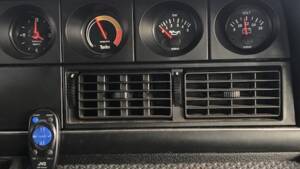 Immagine 24/29 di Volvo 240 Turbo (1983)