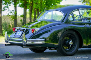 Image 40/53 of Jaguar XK 150 FHC (1958)