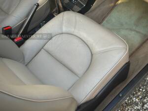 Image 61/100 of Saab 900 S (1993)