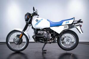 Bild 1/50 von BMW DUMMY (1988)