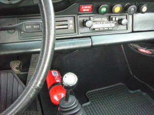 Image 9/17 of Porsche 912 E (1976)