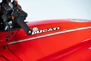 Bild 21/50 von Ducati 750 Paso (1987)