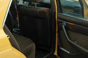 Bild 36/50 von Mercedes-Benz 280 SE (1981)