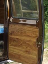 Immagine 37/143 di Dodge B 200 Sportsman (1978)