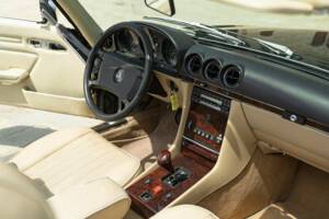 Image 41/50 of Mercedes-Benz 300 SL (1986)