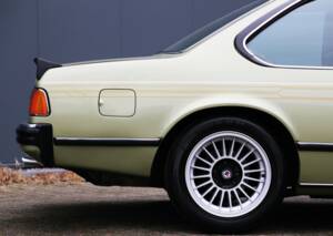 Bild 10/32 von BMW 633 CSi (1978)