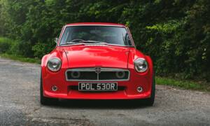 Image 6/50 of MG MGB GT V8 (1977)