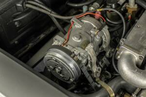 Image 61/66 of DeLorean DMC-12 (1981)