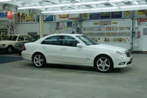 Bild 48/50 von Mercedes-Benz E 500 (2007)