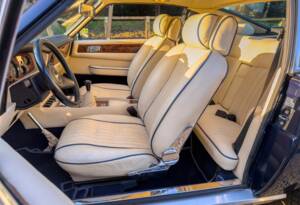 Afbeelding 21/22 van Aston Martin V8 Vantage X-Pack (1987)