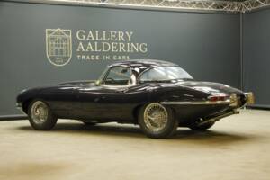 Imagen 11/50 de Jaguar E-Type 3.8 (1963)
