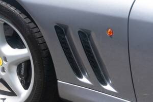 Image 9/37 of Ferrari 550 Maranello (2000)