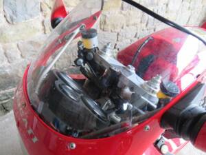 Immagine 8/38 di Ducati DUMMY (1994)