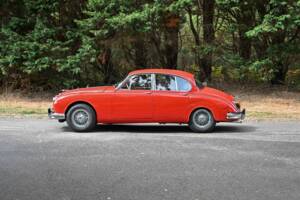Bild 8/50 von Jaguar Mk II 2.4 (1961)