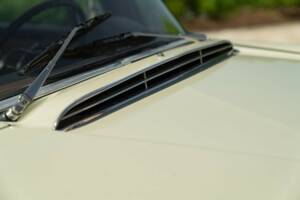 Bild 23/50 von Mercedes-Benz 200 (1966)