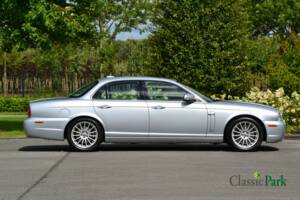 Immagine 6/46 di Jaguar XJ 8 3.5 (2007)
