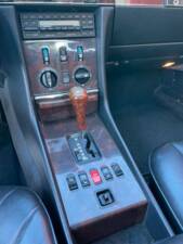 Imagen 8/19 de Mercedes-Benz 500 SL (1987)