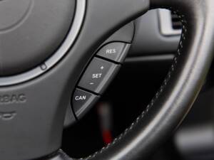 Bild 54/85 von Aston Martin V12 Vantage AMR Roadster (2018)