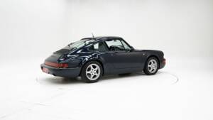 Image 2/15 of Porsche 911 Carrera 2 (1992)