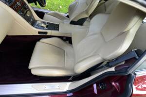 Bild 32/50 von Aston Martin DB 9 (2005)
