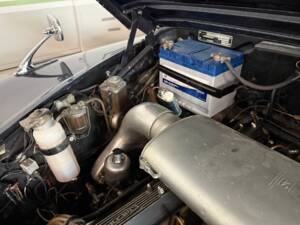 Image 19/22 of Jaguar 240 (1968)