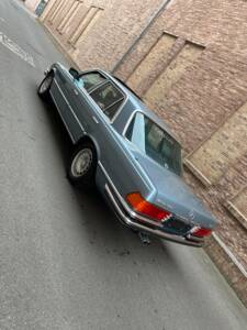 Image 23/147 de Mercedes-Benz 450 SEL 6,9 (1976)