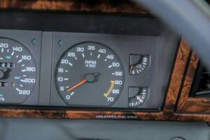 Bild 17/50 von Chrysler Le Baron 2.5 Turbo (1988)