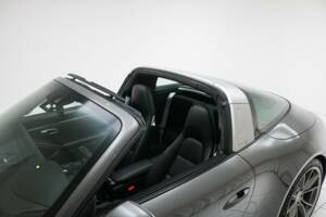 Image 17/20 of Porsche 911 Targa 4S (2016)