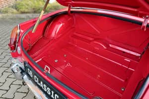 Bild 33/64 von MG MGB (1970)