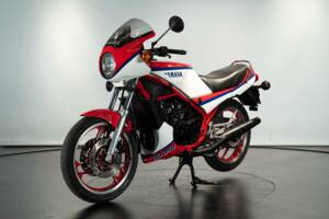 Image 7/41 de Yamaha DUMMY (1985)