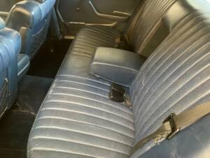 Image 27/38 of Mercedes-Benz 450 SE (1977)